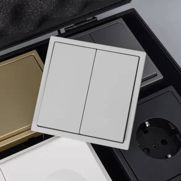 Демо-кейс WRA-CASE-MTL2-BK-V8 (NOBE, OMALI) (Arlight, Металл)