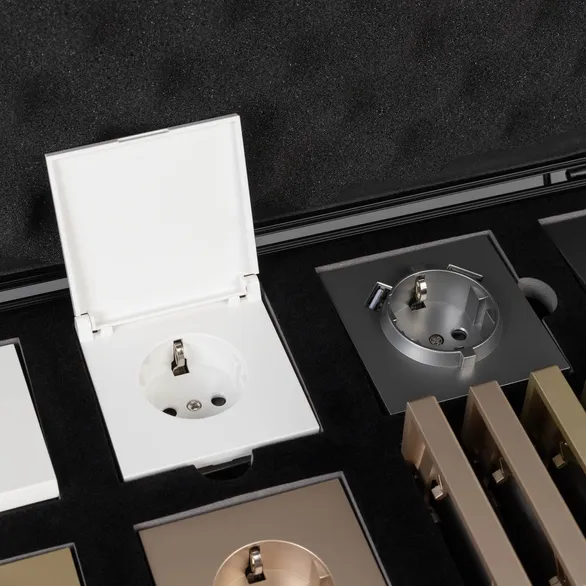 Демо-кейс WRA-CASE-MTL-BK-V6 (Arlight, Металл)