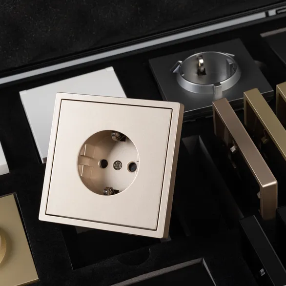 Демо-кейс WRA-CASE-MTL-BK-V6 (Arlight, Металл)