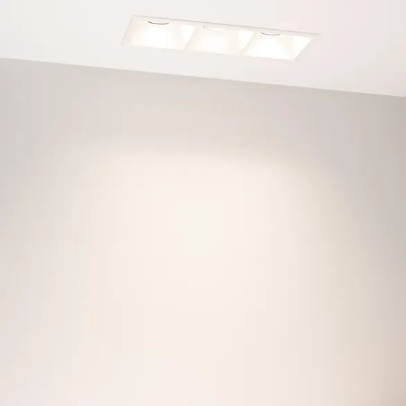 Светильник MS-FLOW-BUILT-S230x85-3x12W Day4000 (WH, 38 deg, 230V) (Arlight, IP20 Металл, 5 лет)