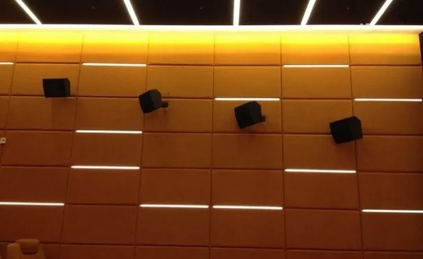 Светодиодное освещение в кинотеатре "Москва"